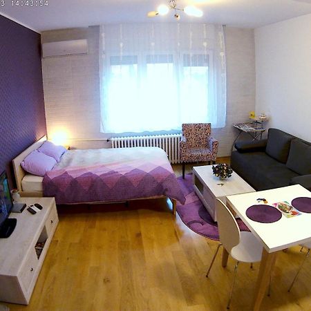 Sara - Modern Apartment In The City Center 诺威萨 外观 照片